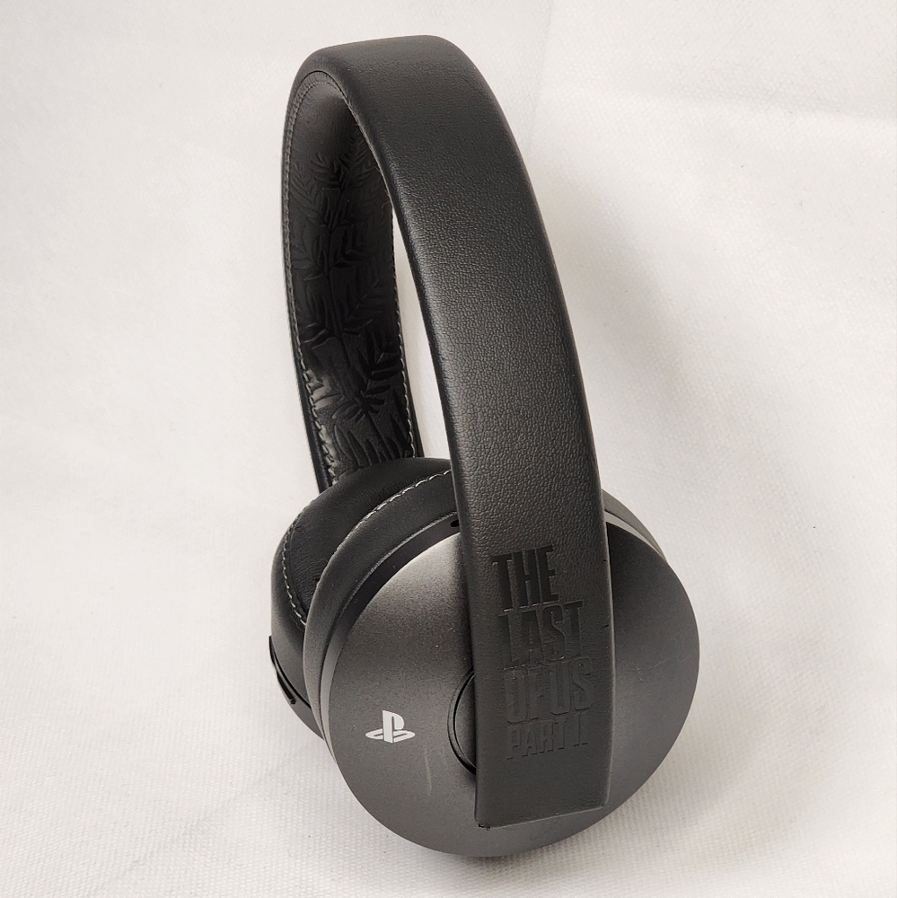 Playstation Gold Wireless Headset - The Last of Us Part II Limited Edition